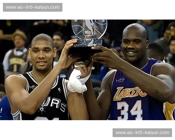 传奇对决：邓肯vs乔丹，谁是历史最佳？一场跨越时代的篮球思辨